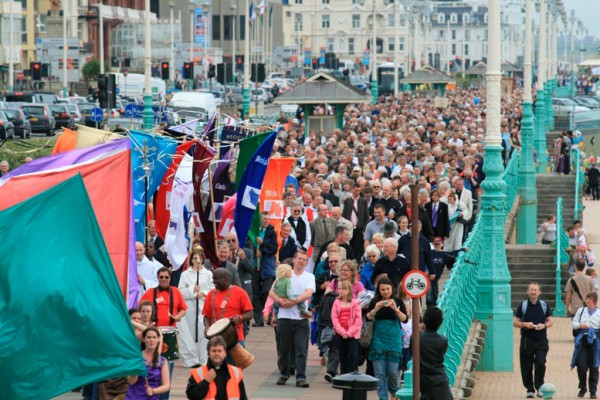 Caritas-on-Hove-Lawns-2008-5